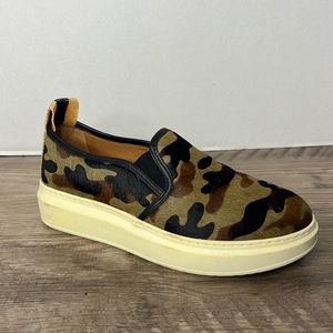Veronica Beard Designer Army Green Camo Cow Hair Slip on Platform Sneaker